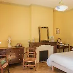 Domaine De Vielcastel בית נופש *