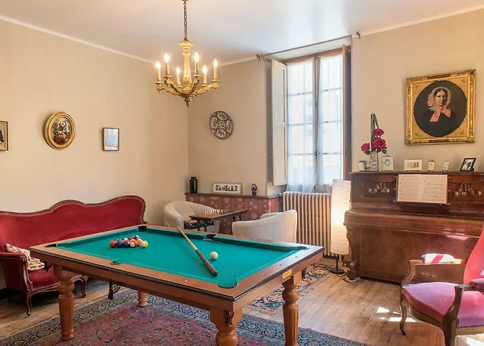 Domaine De Vielcastel Feriehus *